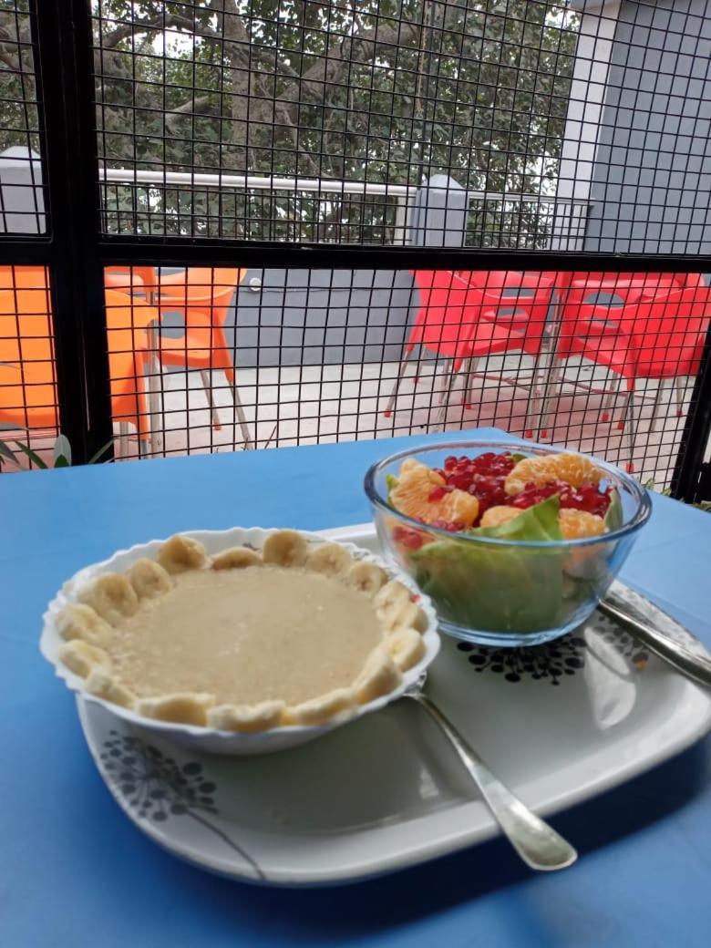 ורנאסי You And I Cafe מראה חיצוני תמונה